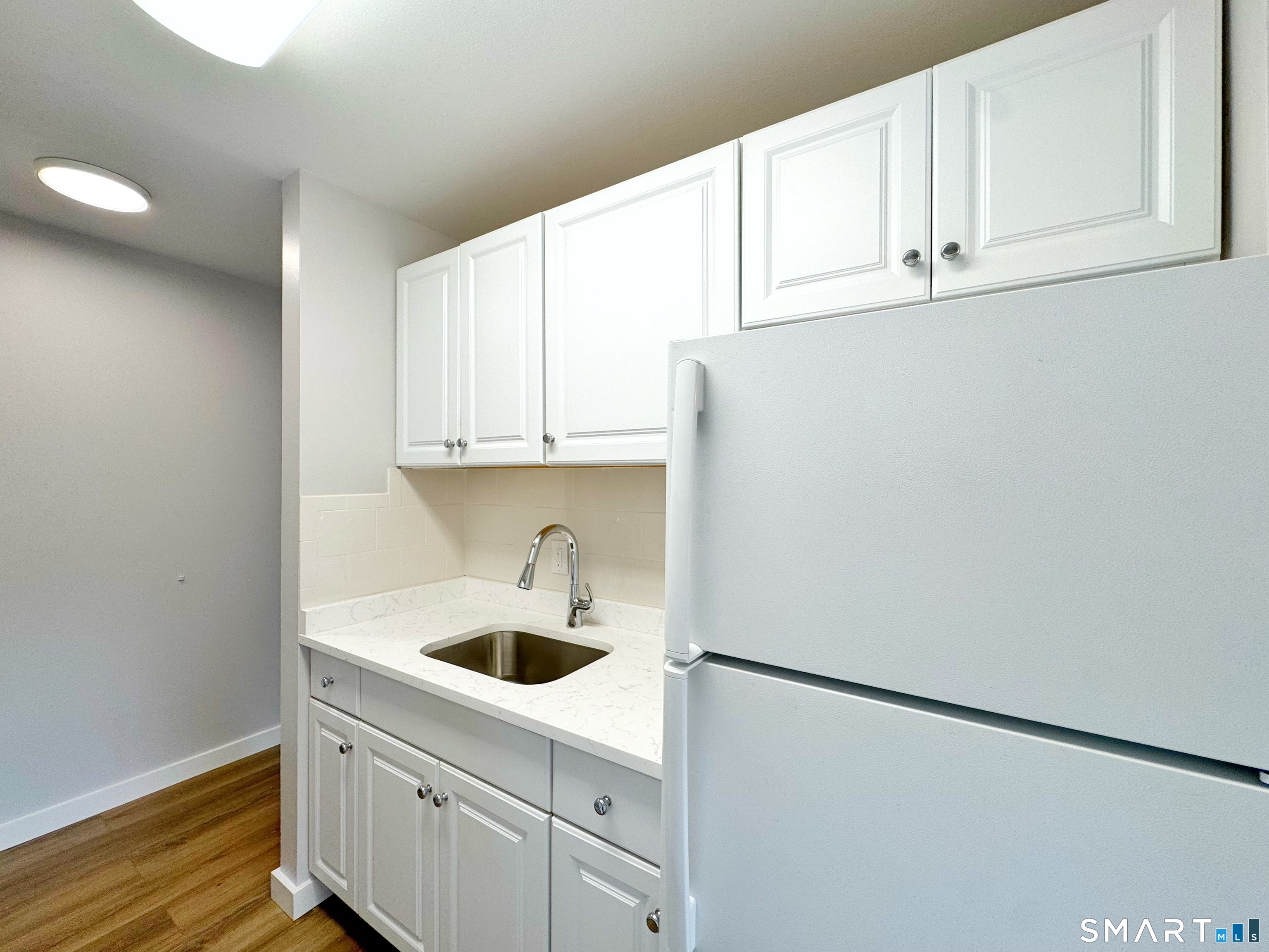 1 Walter Avenue 25