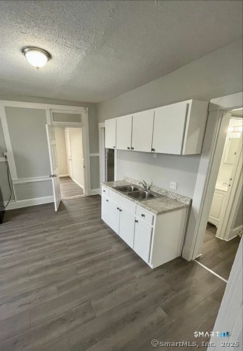 Tiny photo for 18 S Whitney Street #2N, Hartford, CT 06106 (MLS # 24145275)