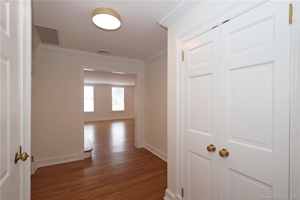 249 Main Street 2