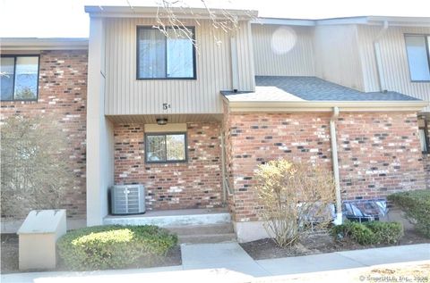5 Amato Drive APT E South Windsor CT 06074