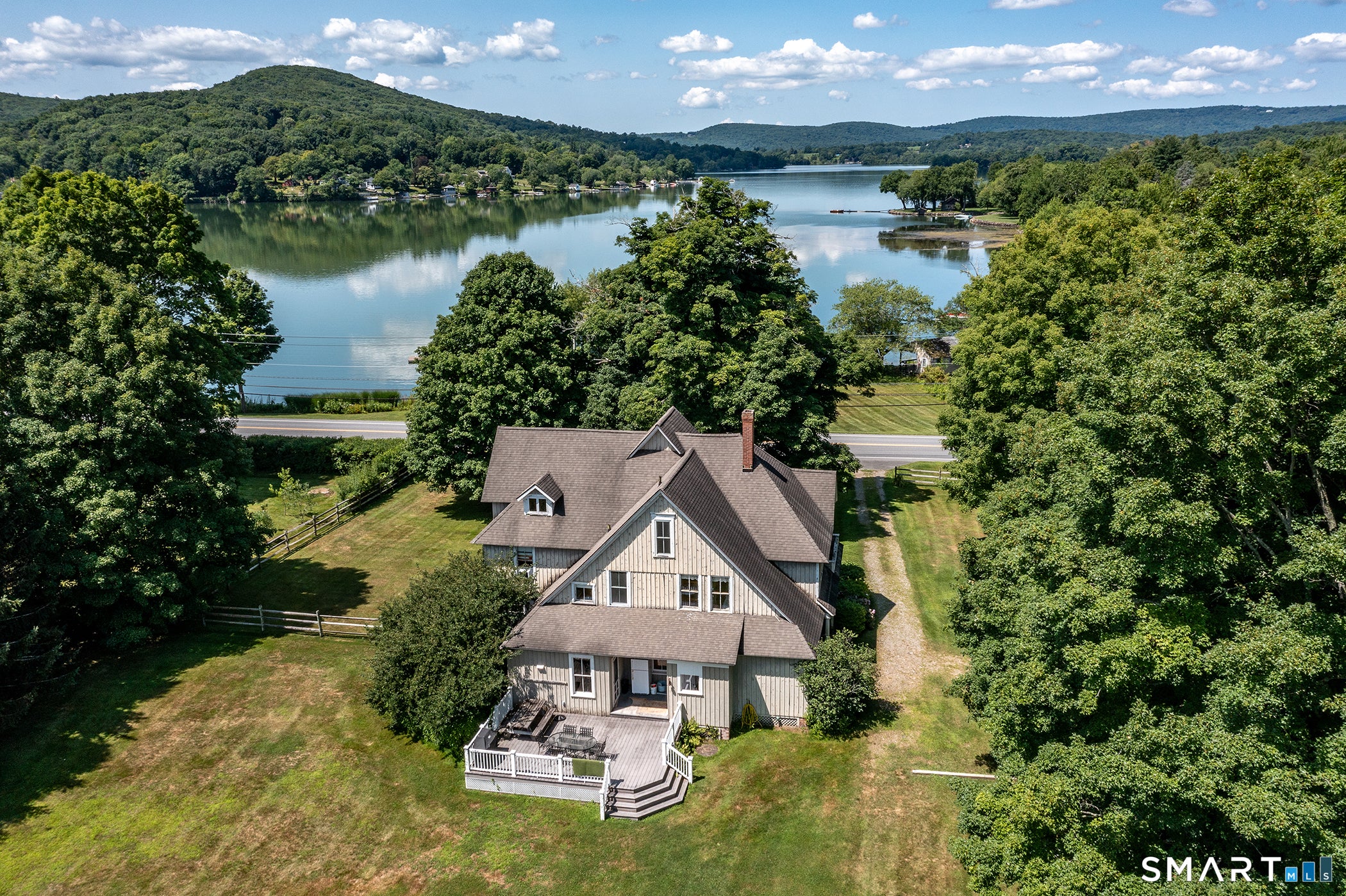 373 Lake Road