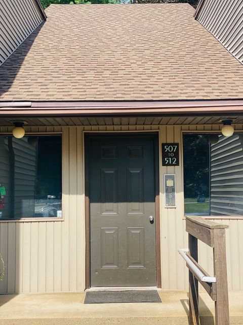 Tiny photo for 507 Twin Circle Drive #507, South Windsor, CT 06074 (MLS # 24135951)