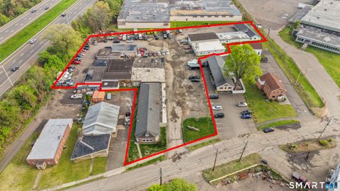 Photo of 59 Old Broadway E, North Haven, CT 06473 (MLS # 24164303)