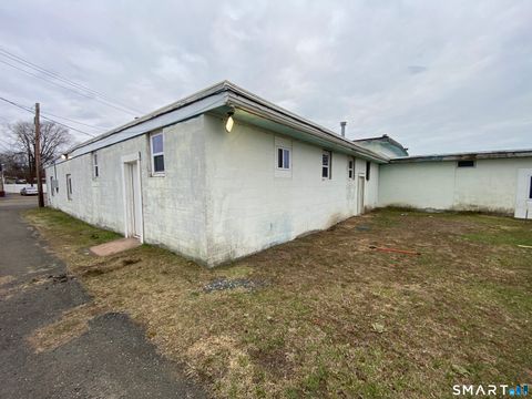 Tiny photo for 59 Old Broadway E, North Haven, CT 06473 (MLS # 24164303)