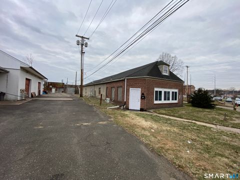 Tiny photo for 59 Old Broadway E, North Haven, CT 06473 (MLS # 24164303)