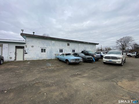 Tiny photo for 59 Old Broadway E, North Haven, CT 06473 (MLS # 24164303)