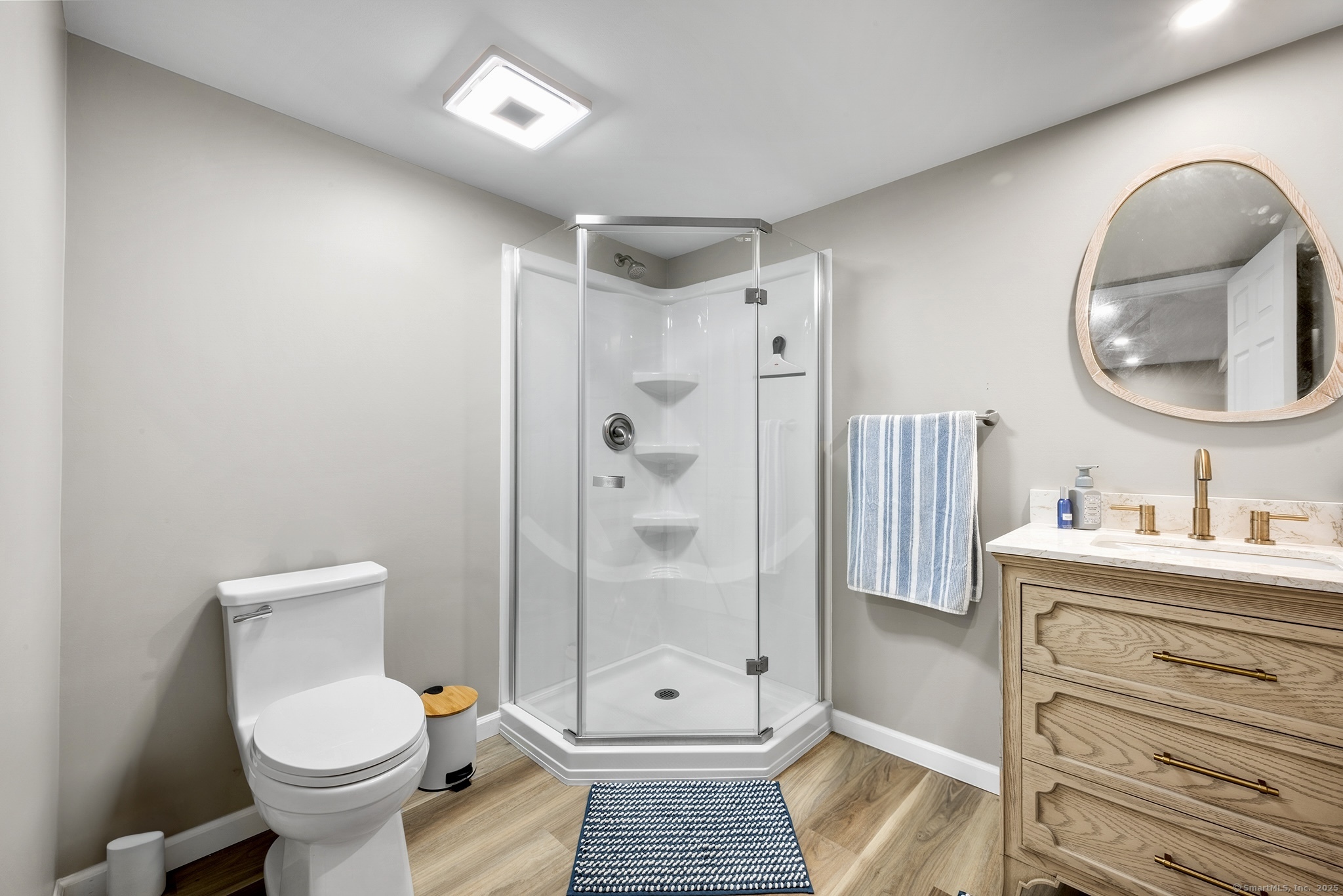 35 Bayshore Drive, New London, Connecticut image 19