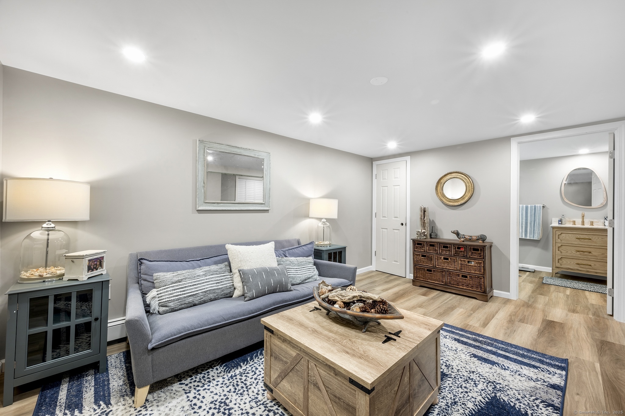 35 Bayshore Drive, New London, Connecticut image 17