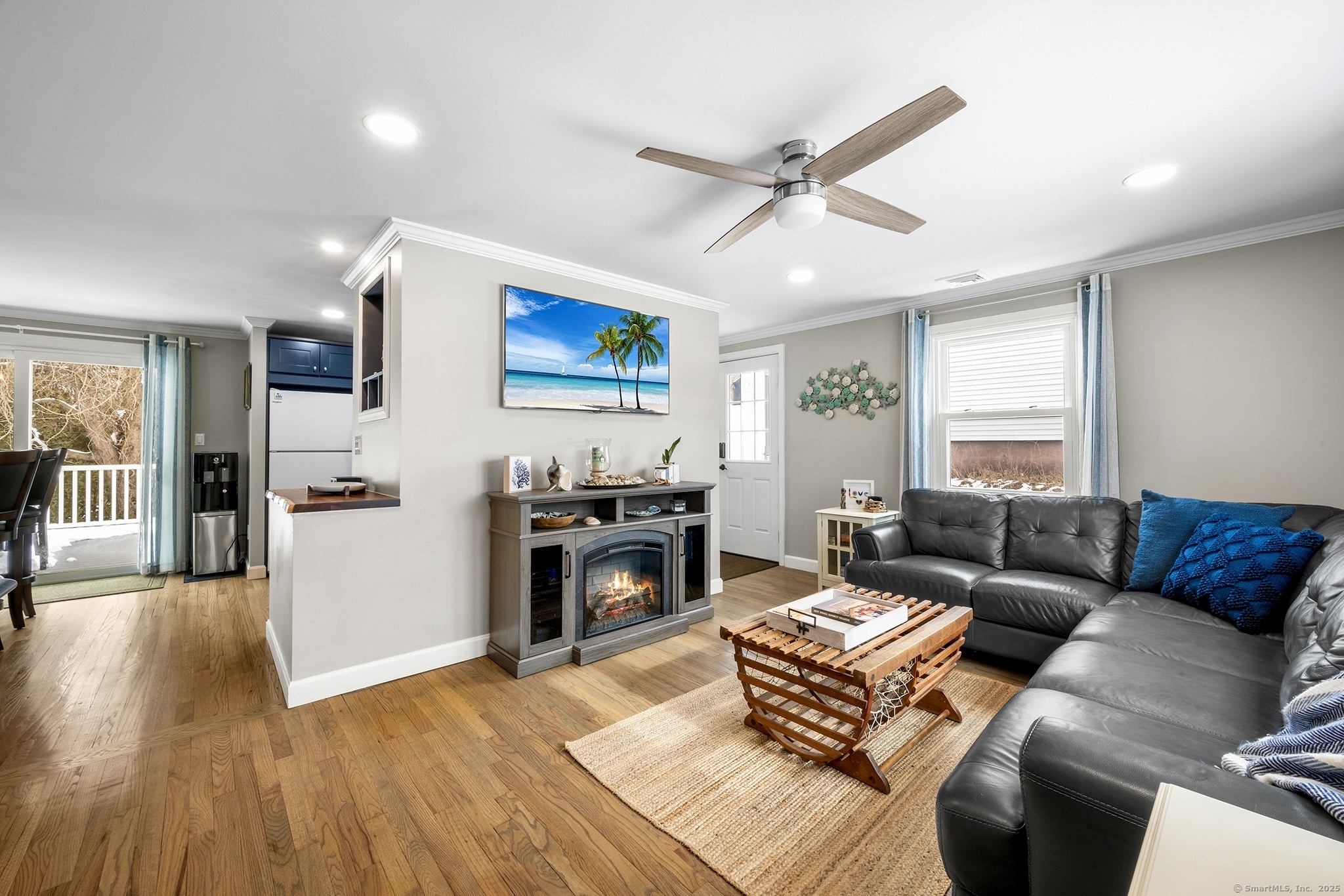 35 Bayshore Drive, New London, Connecticut image 3