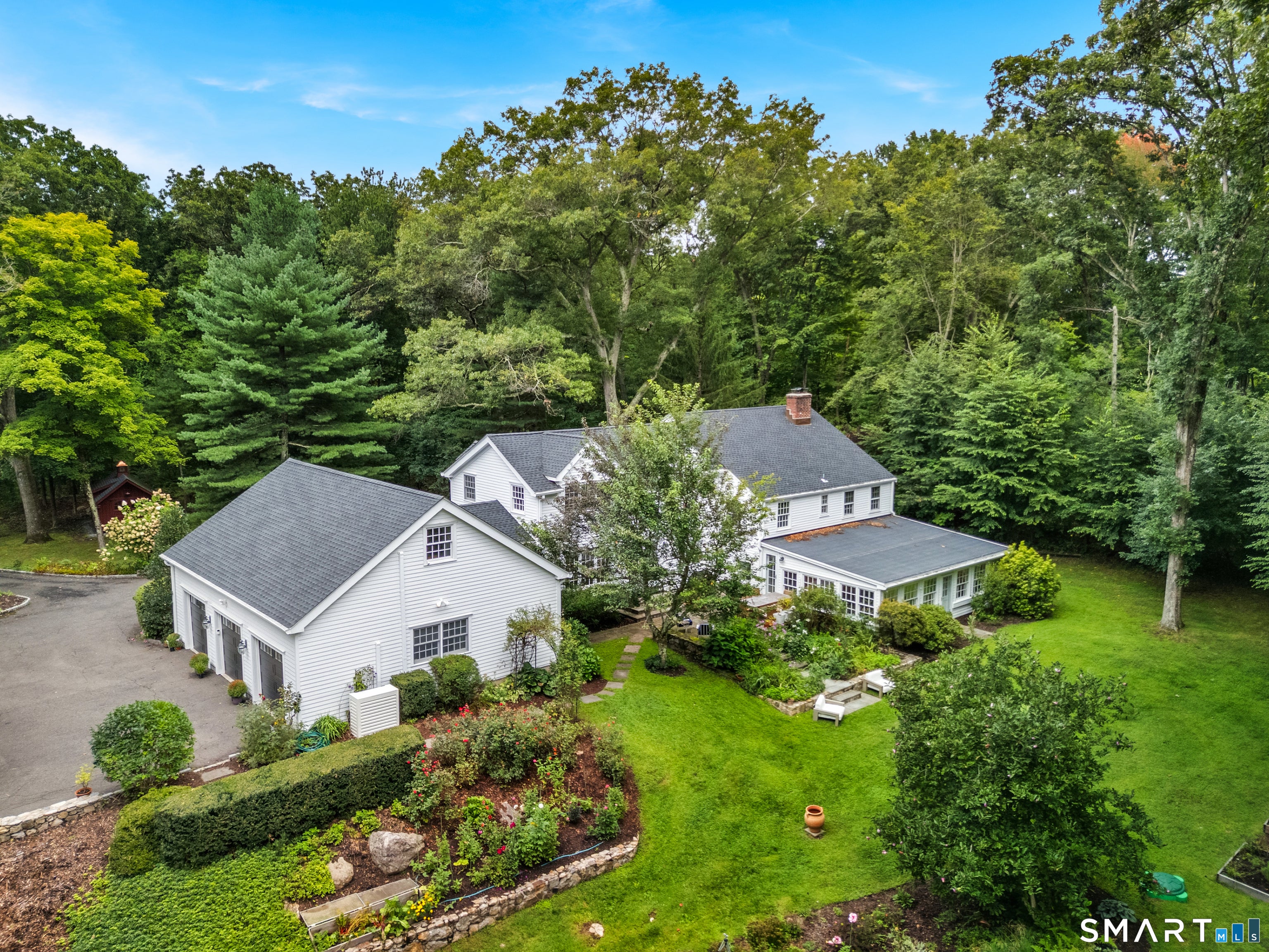 227 Newtown Turnpike