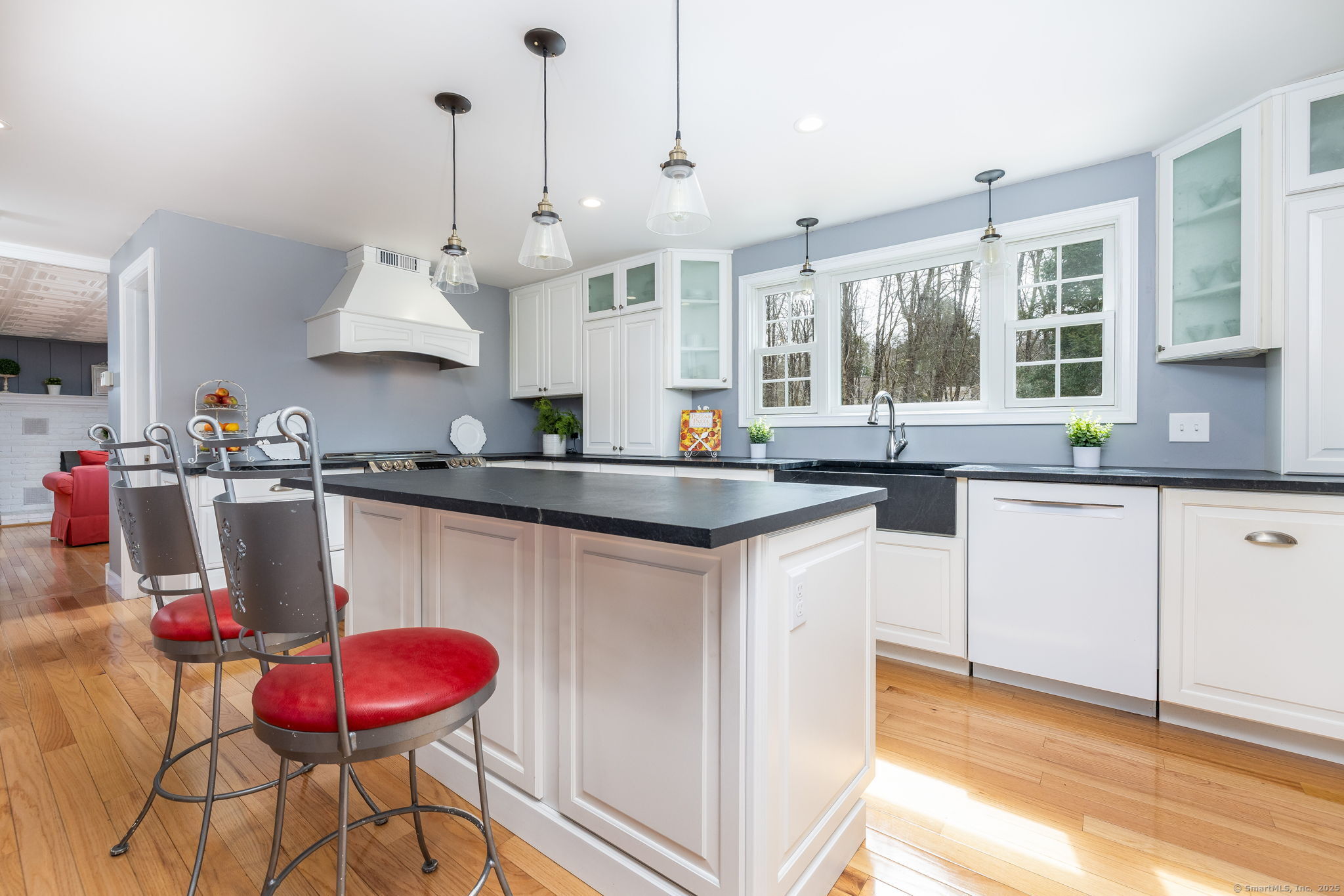 17 Tumble Brook Circle, Somers, Connecticut image 11