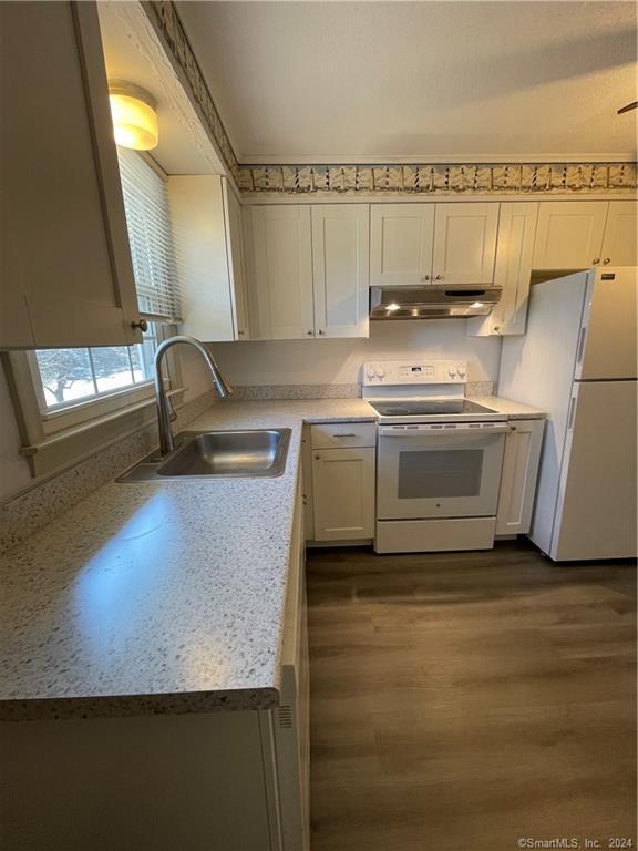 22 College Street APT 6