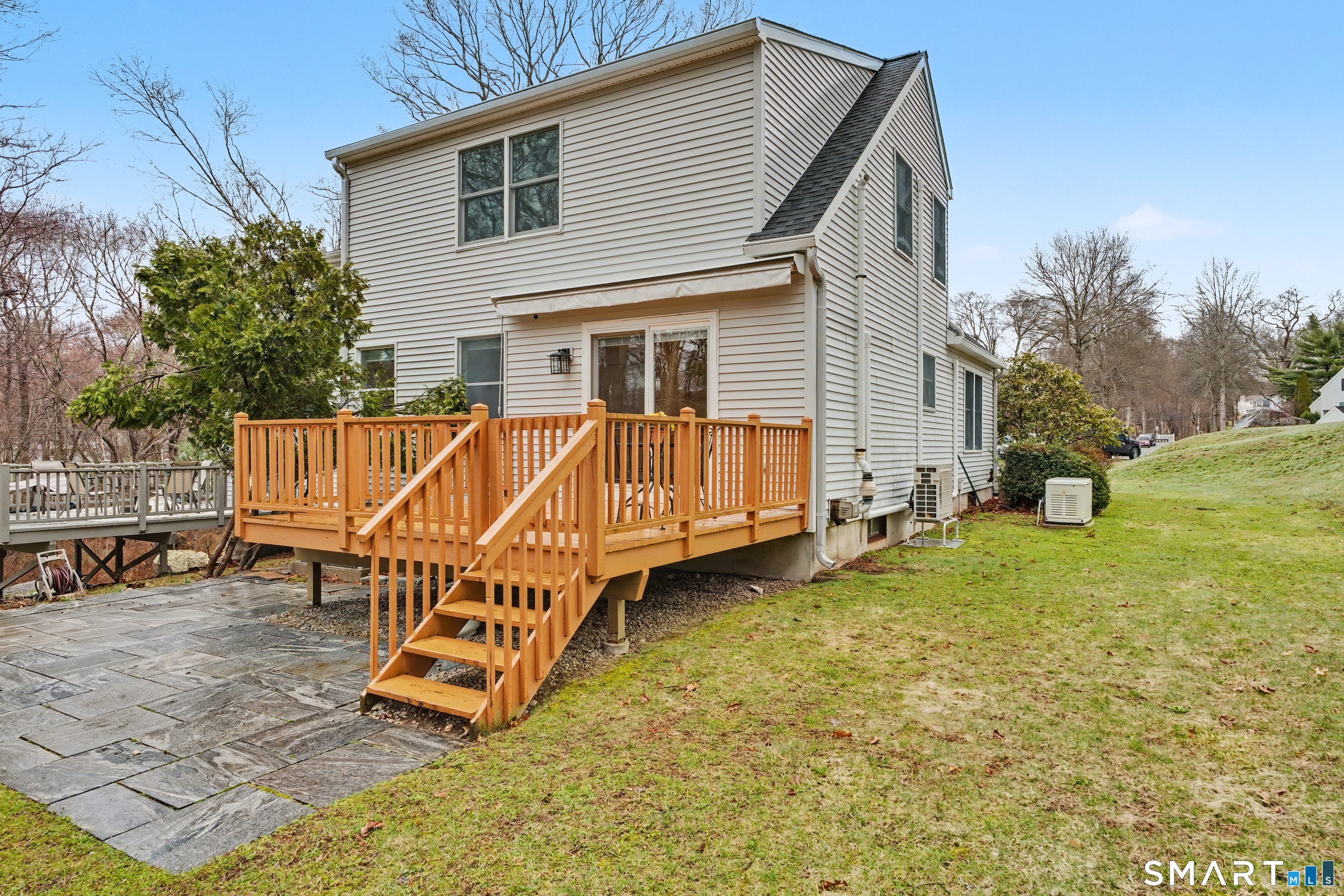 11 Windy Ridge Place 11