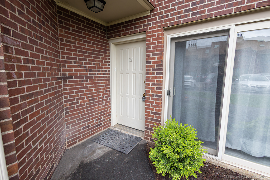 295 Redstone Hill Road #APT 15, Bristol, Connecticut image 4