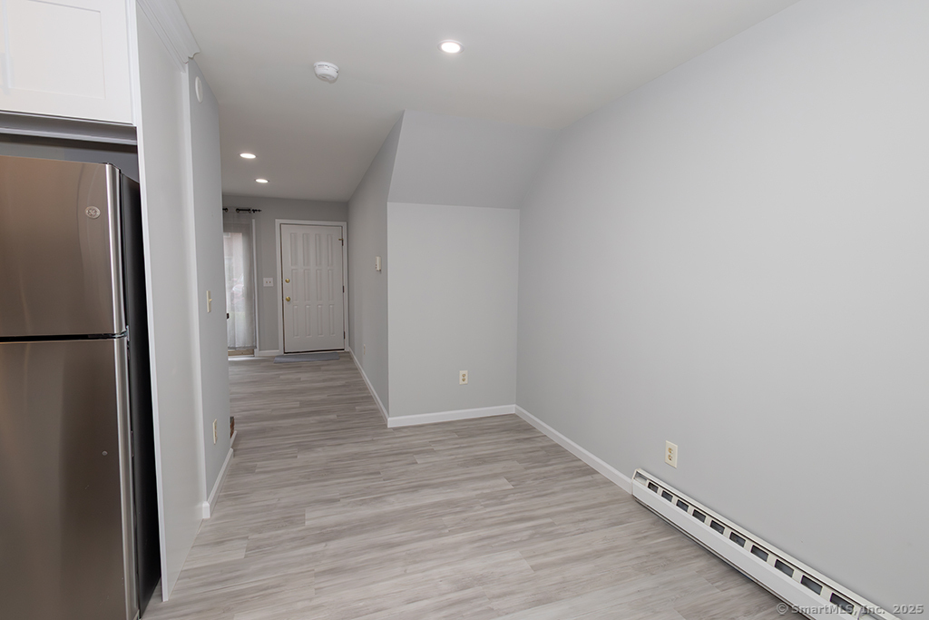 295 Redstone Hill Road #APT 15, Bristol, Connecticut image 11