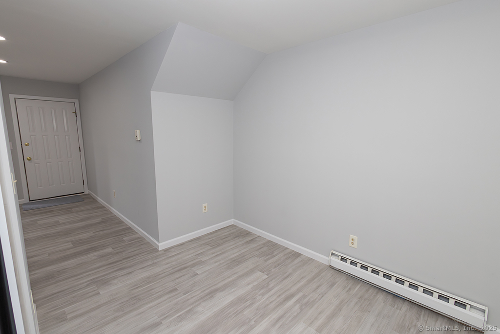 295 Redstone Hill Road #APT 15, Bristol, Connecticut image 12