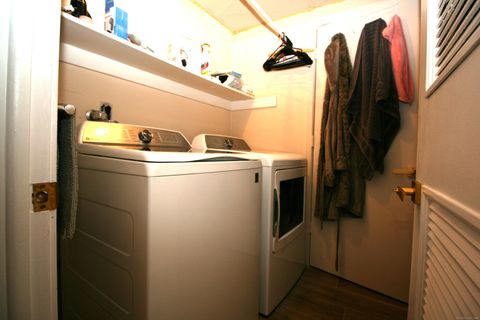 Tiny photo for 7 Twin Oak Court #7, Avon, CT 06001 (MLS # 24142623)