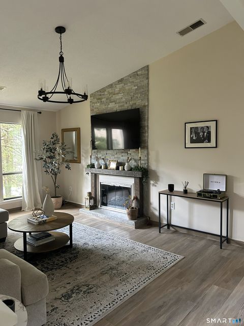 Tiny photo for 7 Twin Oak Court #7, Avon, CT 06001 (MLS # 24142623)