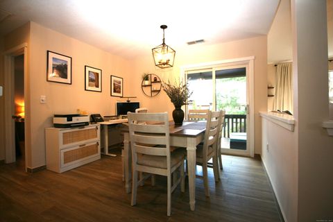 Tiny photo for 7 Twin Oak Court #7, Avon, CT 06001 (MLS # 24142623)