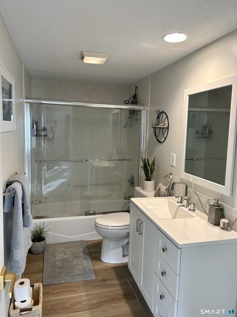 Tiny photo for 7 Twin Oak Court #7, Avon, CT 06001 (MLS # 24142623)