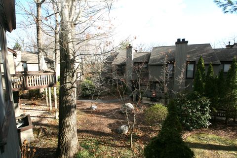 Tiny photo for 7 Twin Oak Court #7, Avon, CT 06001 (MLS # 24142623)
