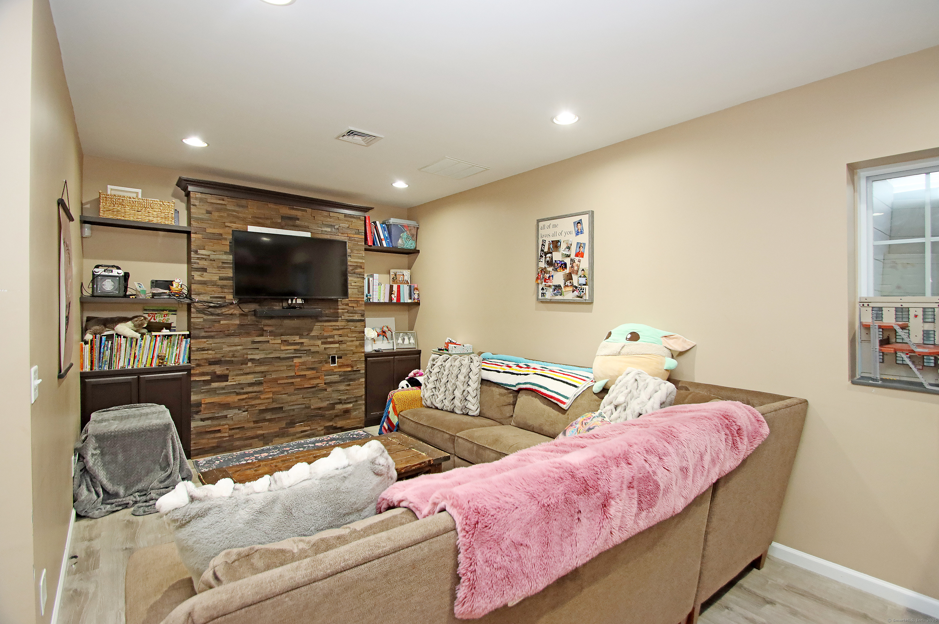 83 Lawrence Avenue #83, Danbury, Connecticut image 34