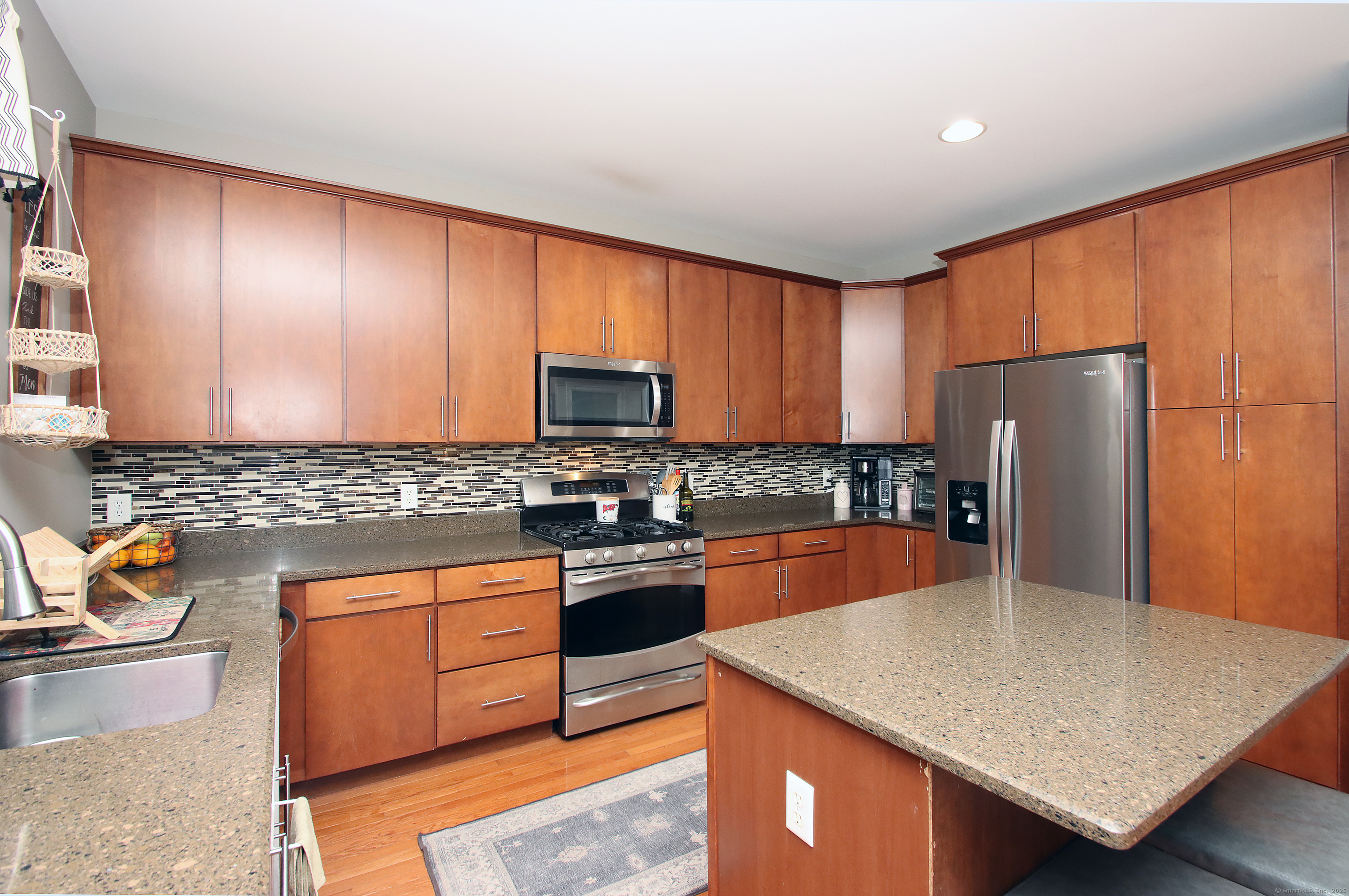 83 Lawrence Avenue #83, Danbury, Connecticut image 16