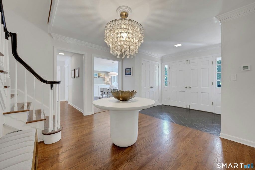 Photo of 6 Stoneleigh Square, Fairfield, CT 06825 (MLS # 24206842)