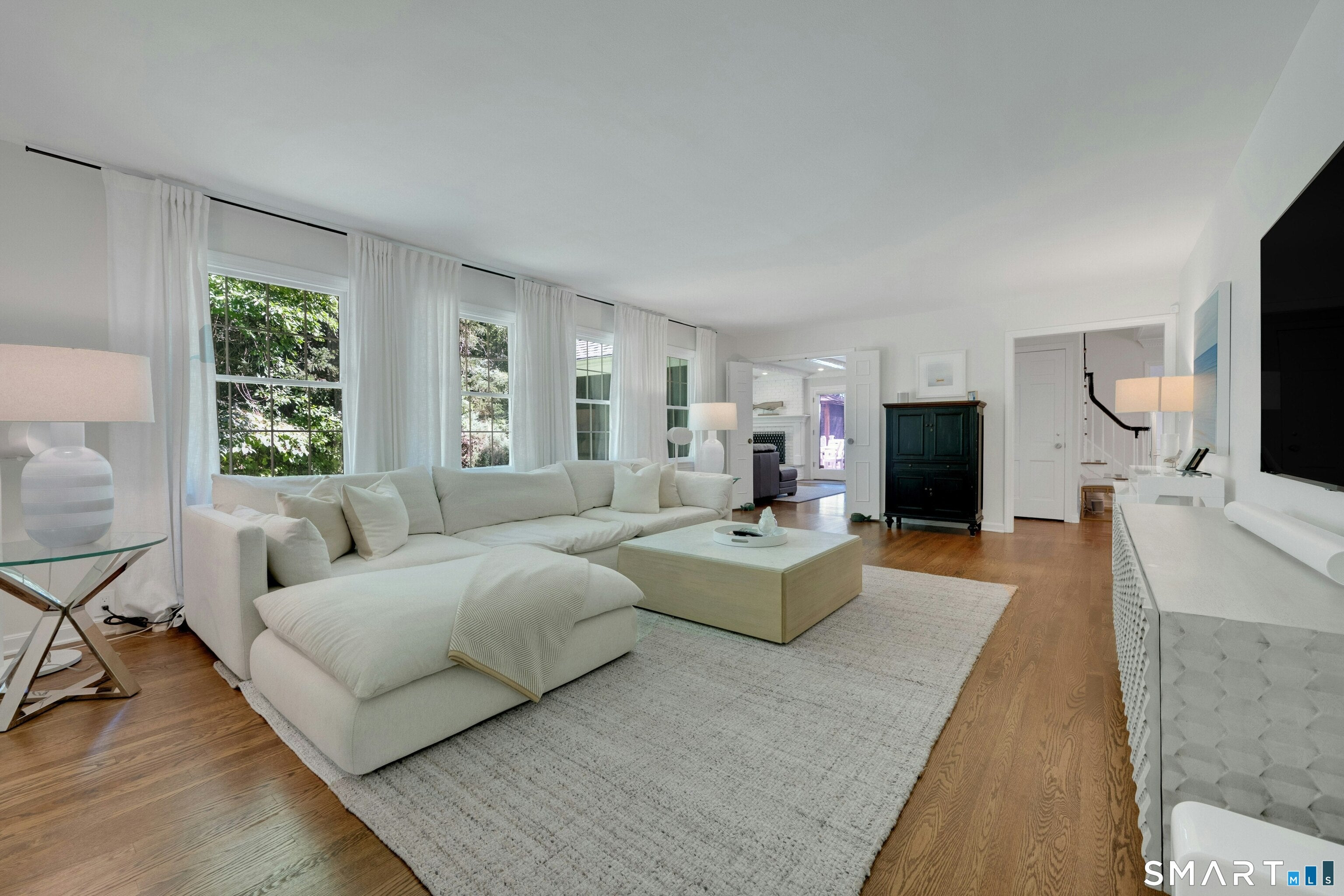 6 Stoneleigh Square