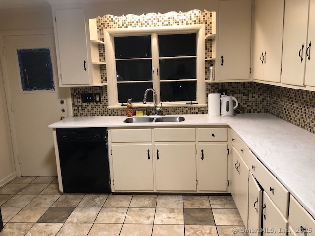 7 Collins Street, Waterbury, Connecticut image 7