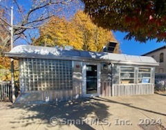 728 Main Street