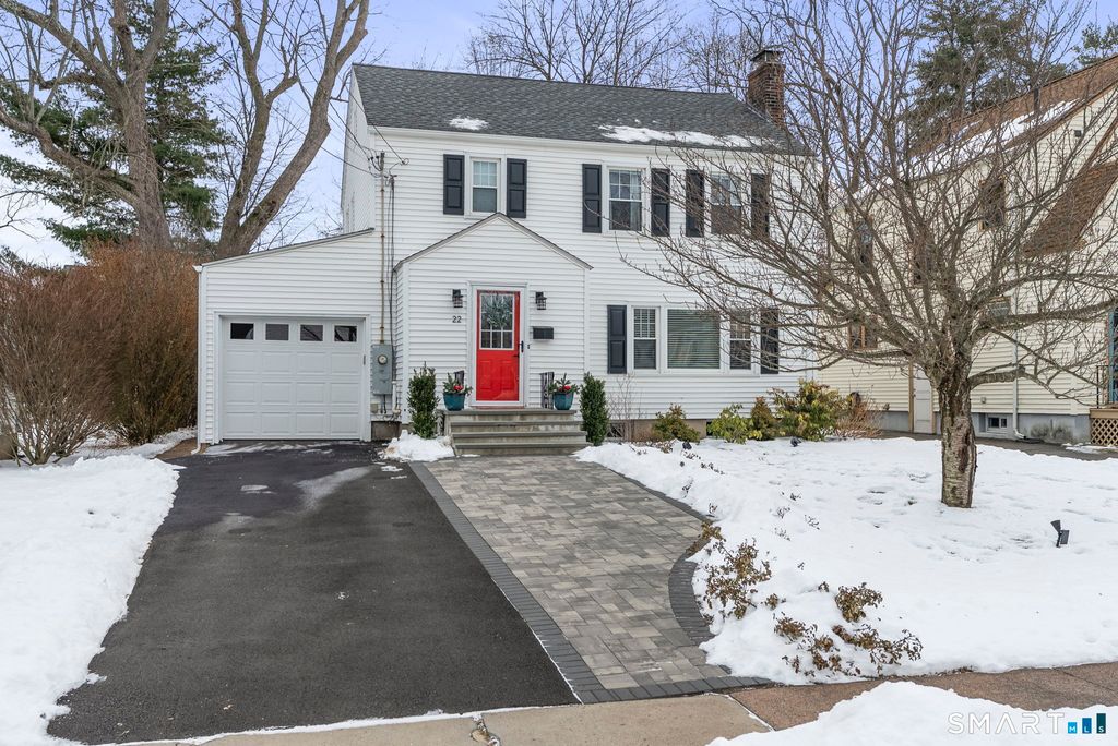 Photo of 22 Ballard Drive, West Hartford, CT 06119 (MLS # 24146528)