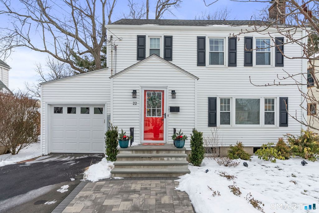 Photo of 22 Ballard Drive, West Hartford, CT 06119 (MLS # 24146528)