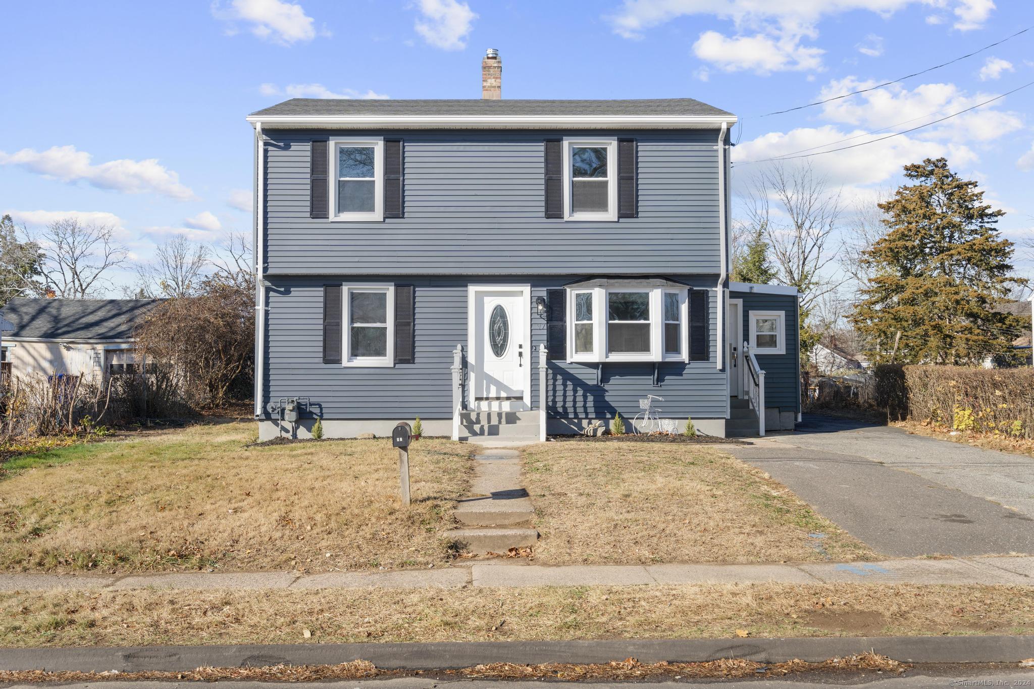 East Hartford, Connecticut 06118, United States, 5 Bedrooms Bedrooms, ,2 BathroomsBathrooms,Residential,Pending,29591