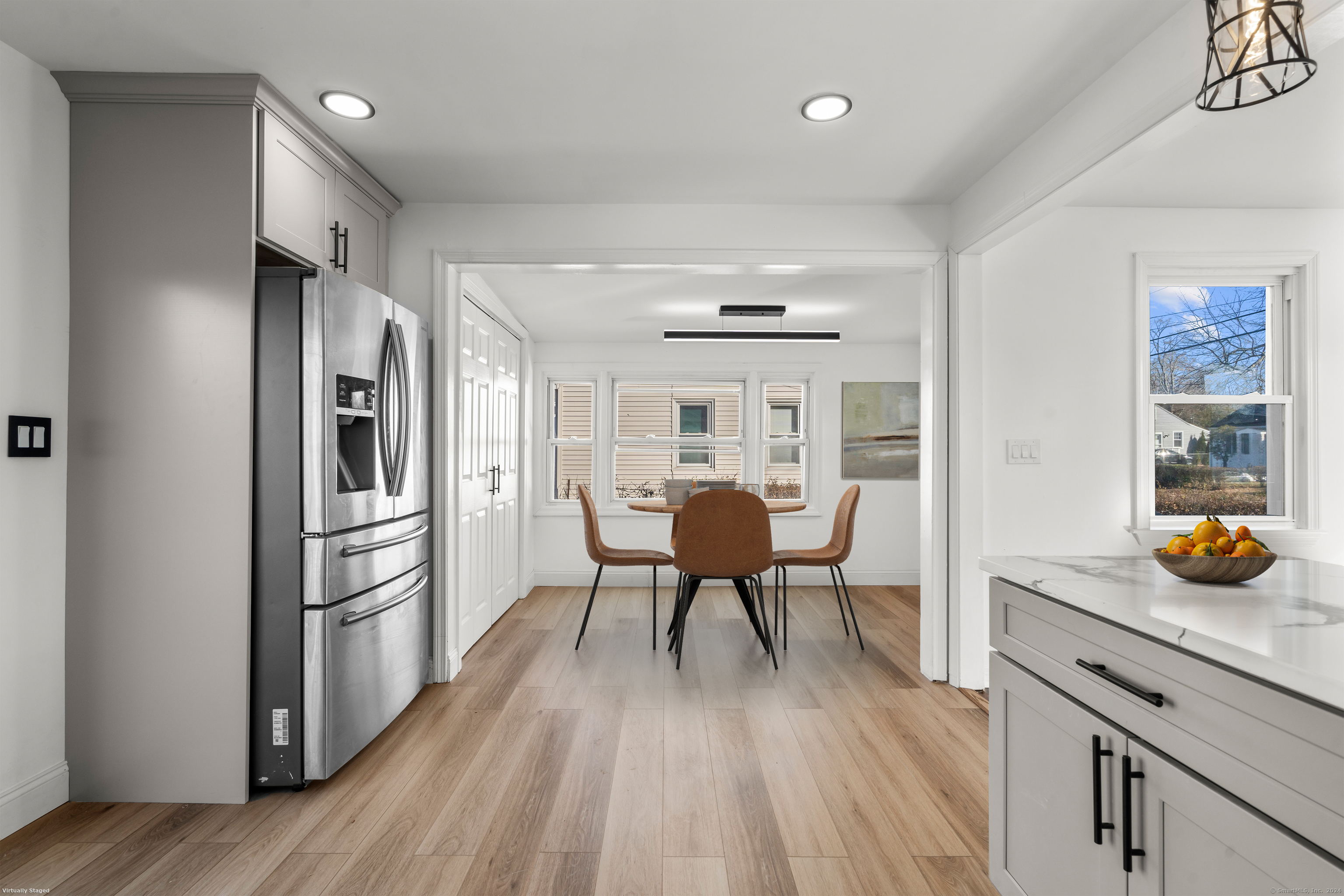 East Hartford, Connecticut 06118, United States, 5 Bedrooms Bedrooms, ,2 BathroomsBathrooms,Residential,Pending,29591