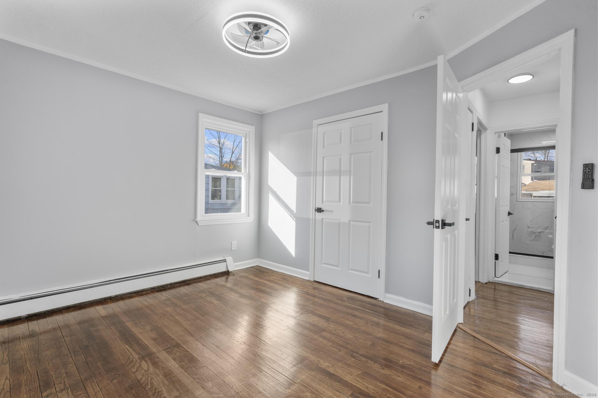 East Hartford, Connecticut 06118, United States, 5 Bedrooms Bedrooms, ,2 BathroomsBathrooms,Residential,Pending,29591