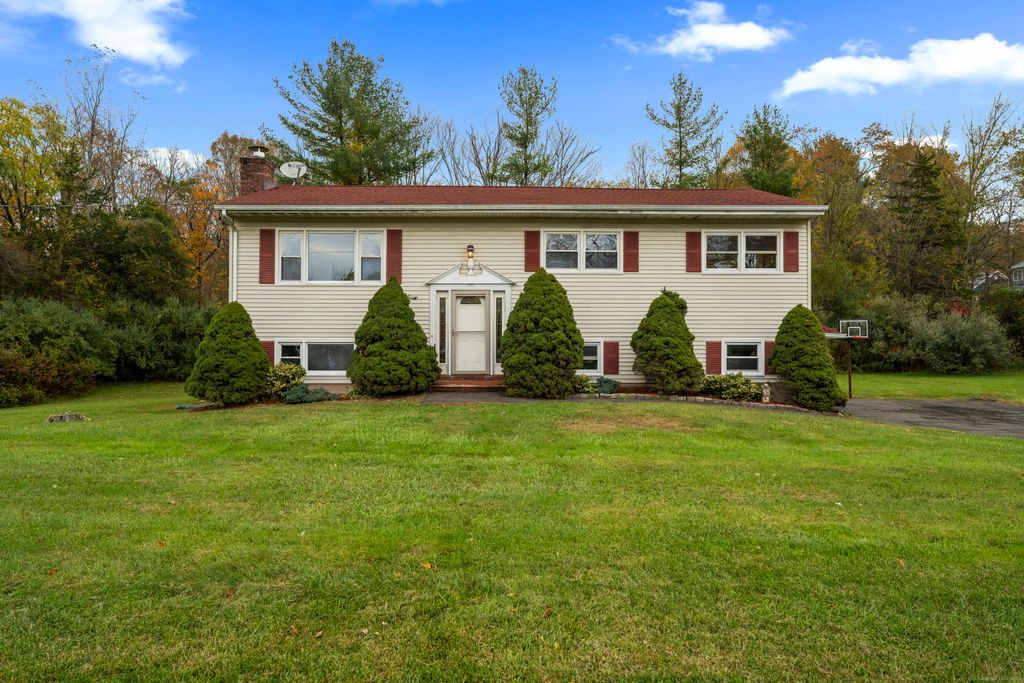 Photo of 131 Pocono Road, Brookfield, CT 06804 (MLS # 24133837)