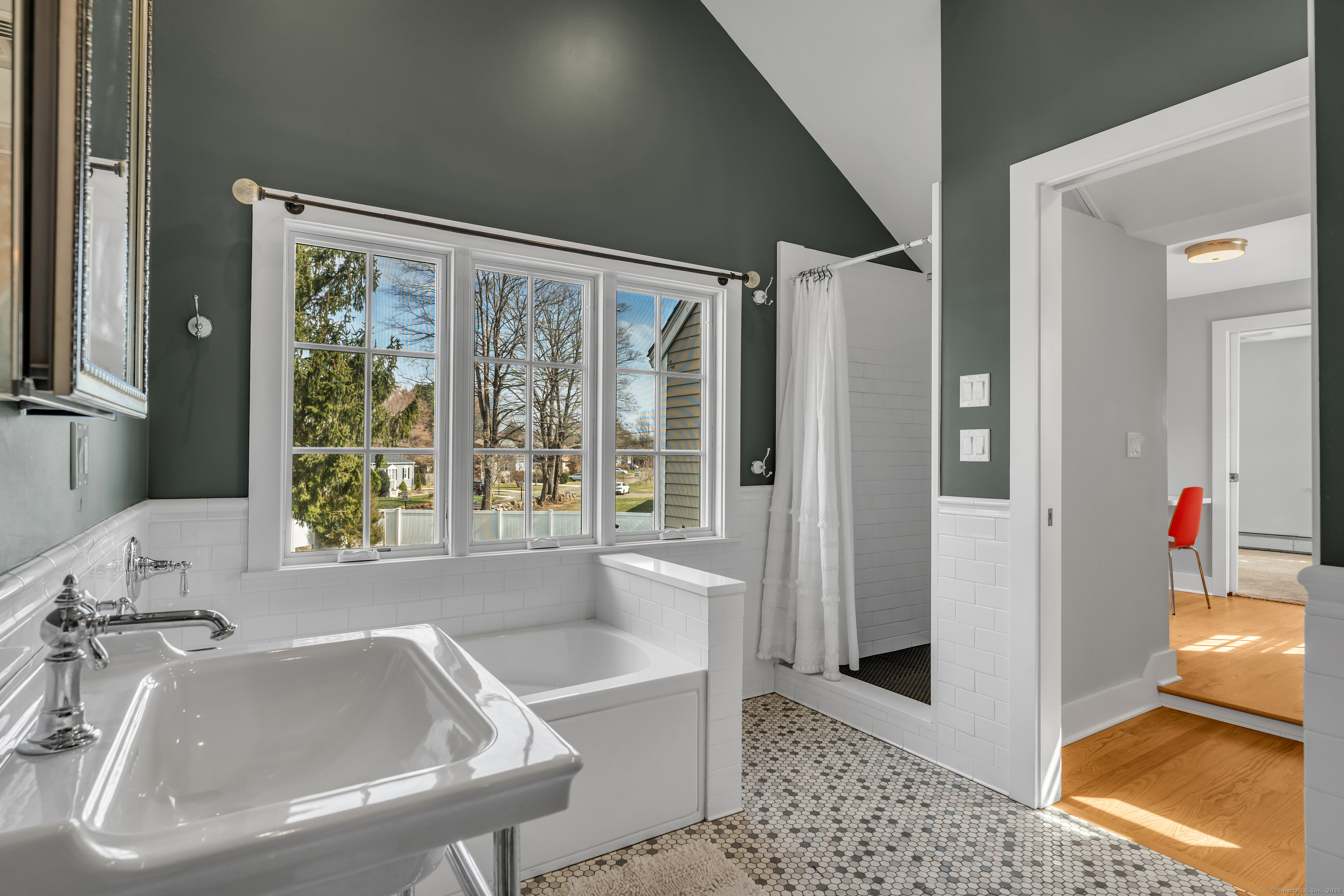 387 N River Street, Guilford, Connecticut image 29