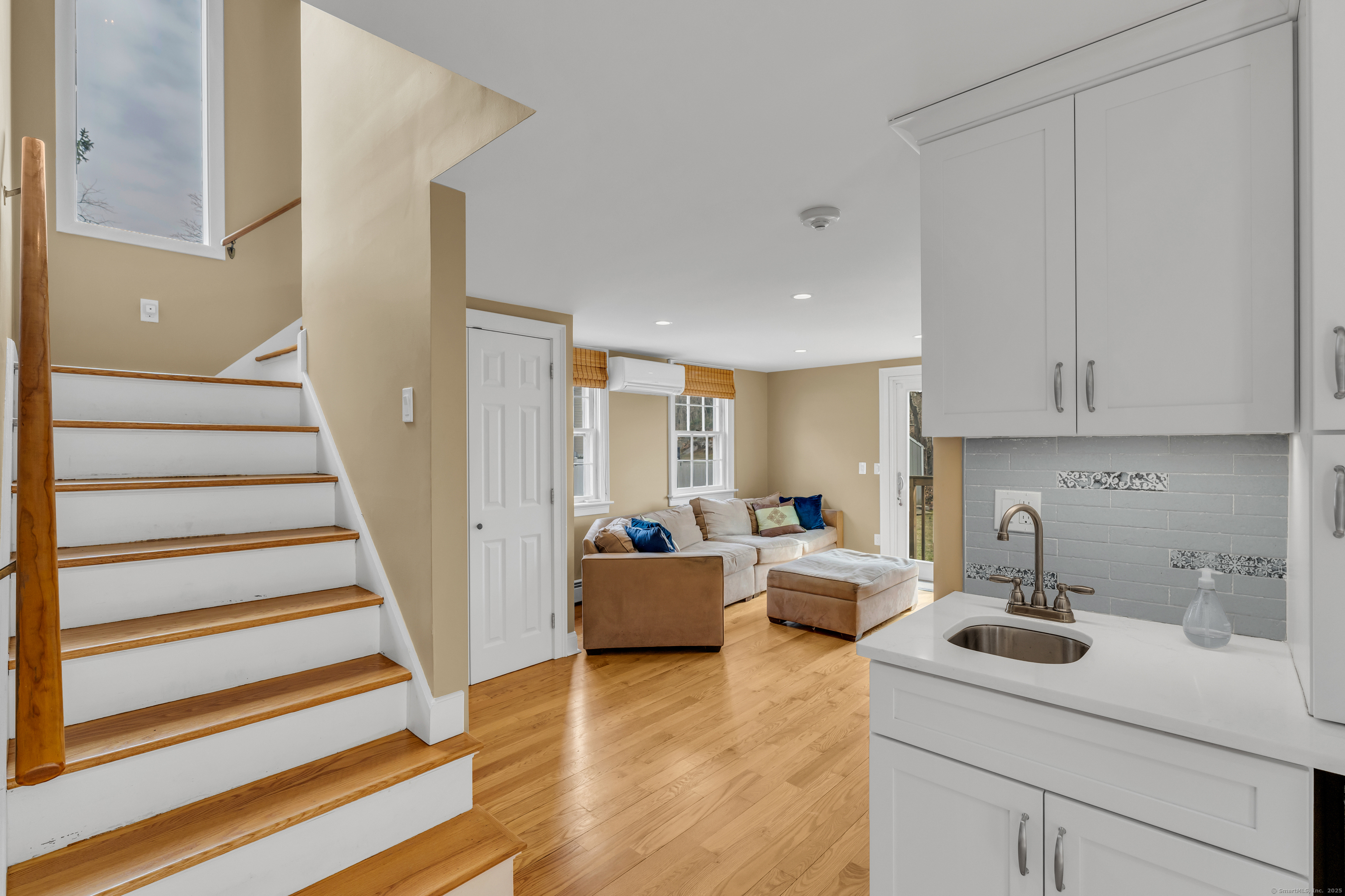 387 N River Street, Guilford, Connecticut image 20