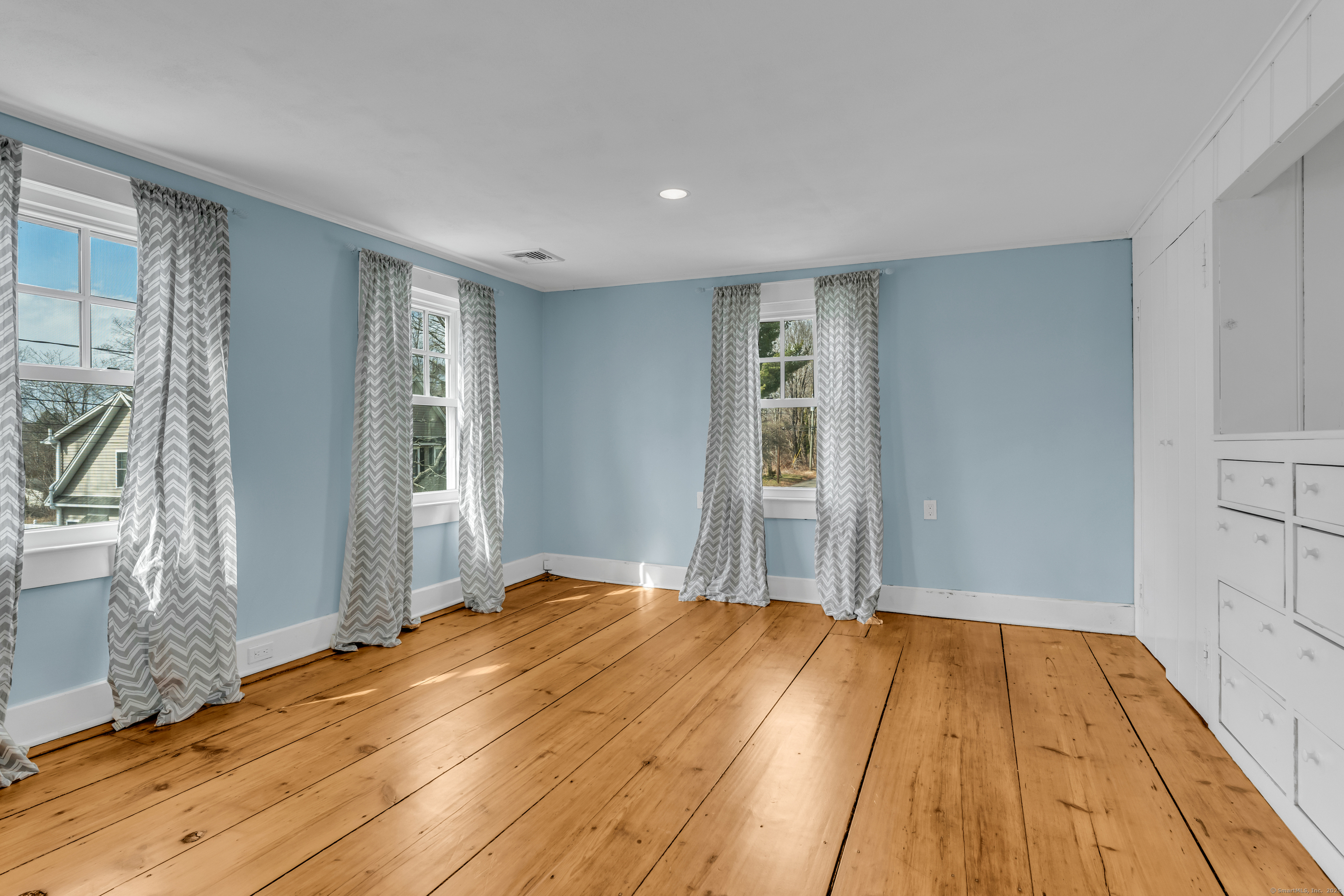 387 N River Street, Guilford, Connecticut image 30