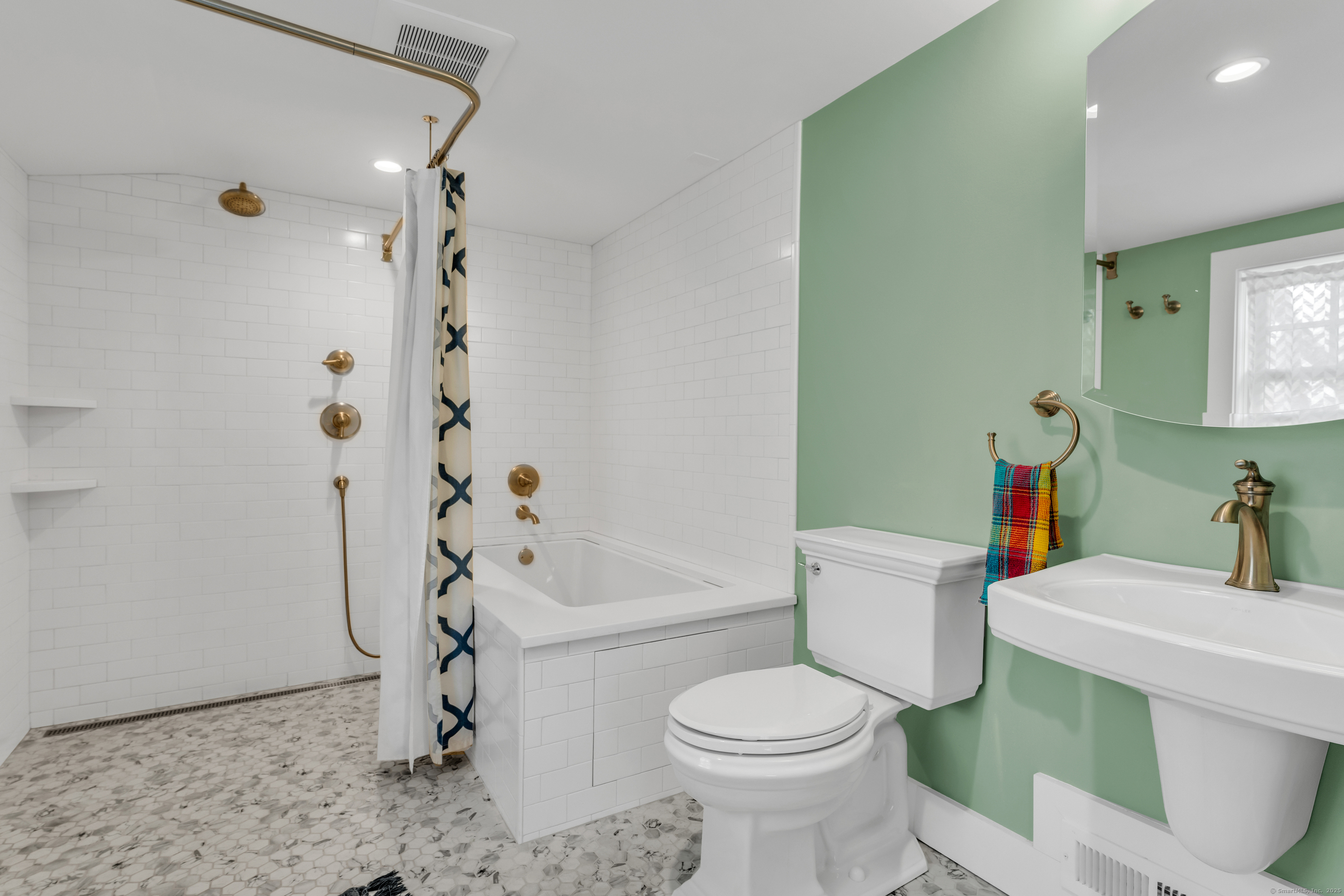 387 N River Street, Guilford, Connecticut image 24