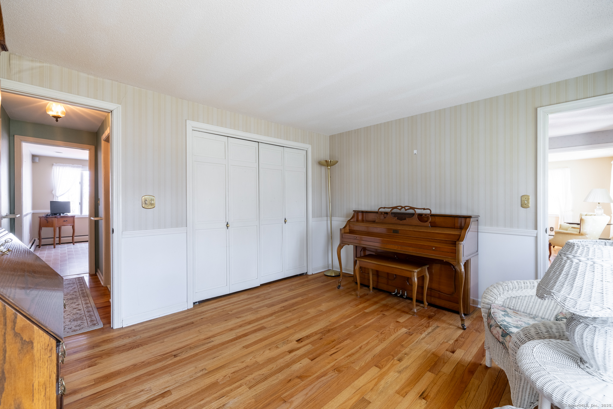246 Westmont Drive, Waterbury, Connecticut image 13