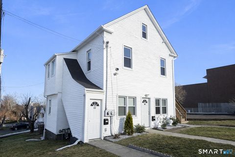 471 Marlborough Terrace 1 Fairfield CT 06825