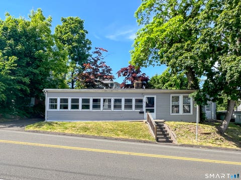 Homes For Rent - 58 Shore Drive<br/> New Haven County, Branford, CT 06405