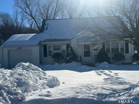 Photo of 23 Pinewood Road, Hamden, CT 06518 (MLS # 24153295)