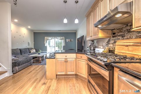 Tiny photo for 12 Landin Street #B, Woodbridge, CT 06525 (MLS # 24160976)