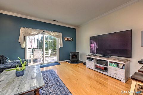 Tiny photo for 12 Landin Street #B, Woodbridge, CT 06525 (MLS # 24160976)