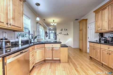 Tiny photo for 12 Landin Street #B, Woodbridge, CT 06525 (MLS # 24160976)