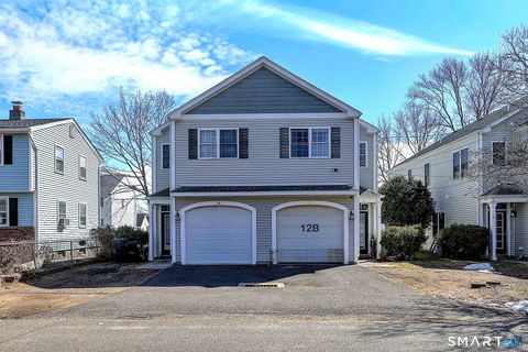 Photo of 12 Landin Street #B, Woodbridge, CT 06525 (MLS # 24160976)