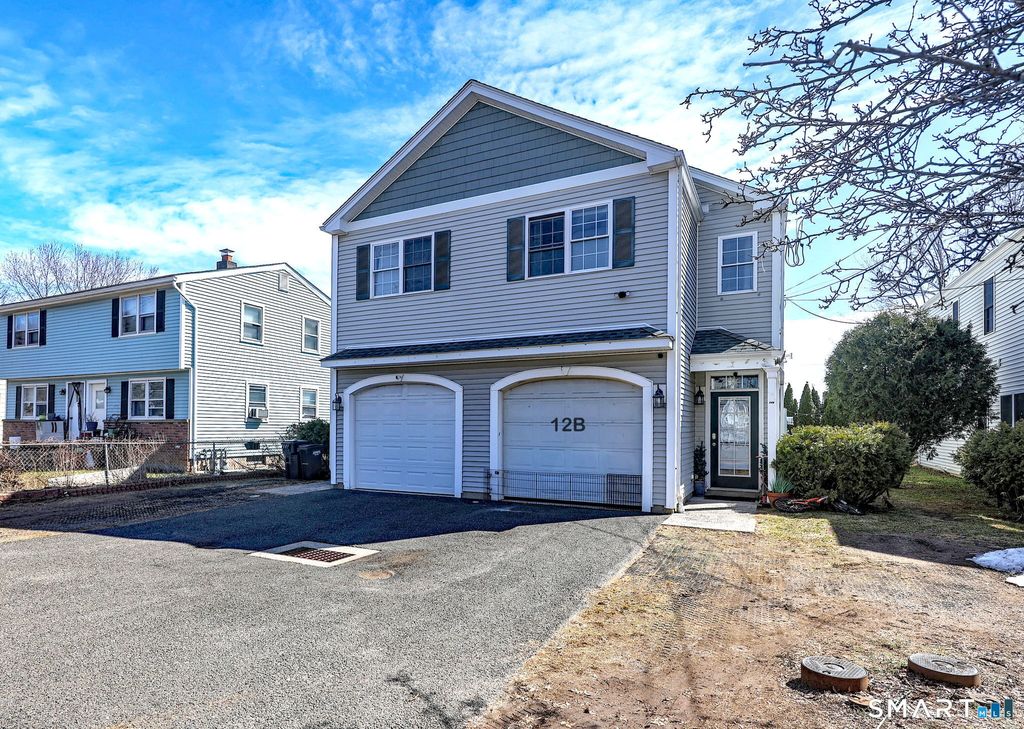 Photo of 12 Landin Street #B, Woodbridge, CT 06525 (MLS # 24160976)